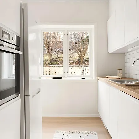 Appartement Roomsly - Modern And Bright